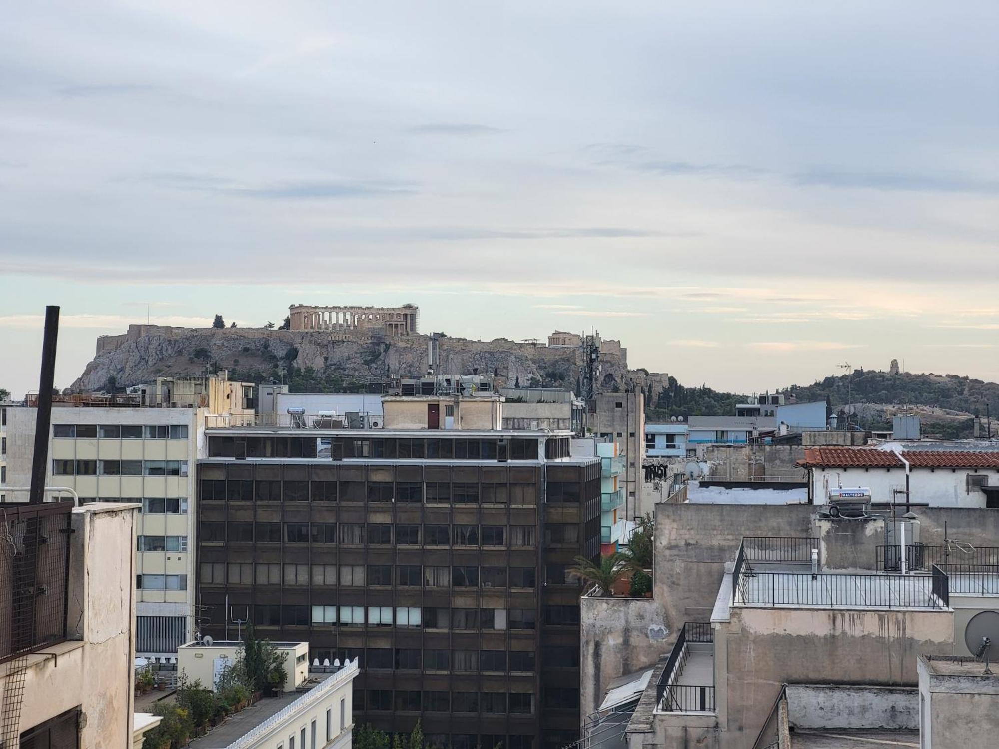 - Gem - Balcony With Acropolis View - Bright Spacious Flat